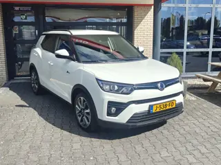 SsangYong Tivoli 1.2 2WD Amber
