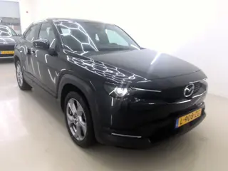 Mazda MX-30 e-SkyActiv 145 Comfort 36 kWh (bj 2021)