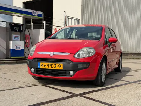 Fiat Punto Evo 1.3 M-Jet Dynamic 2011 Clima/Cruise Nap Apk