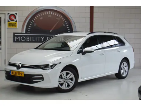 Volkswagen Golf Variant 1.5 eTSI Life Edition, NIEUWSTAAT!, ALL-season, GARANTIE