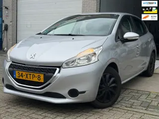 Peugeot 208 1.2 VTi Access/ nap/ dealeronderhouden/ 1jaar apk/ airco/ navi/ zeer nette auto.