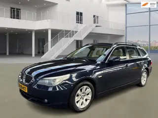 BMW 5-serie Touring 525i Executive AIRCO CRUISE PANO PDC