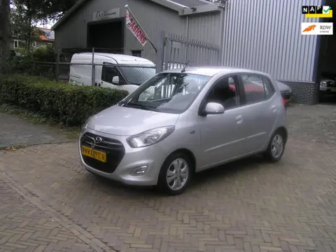 Hyundai I10 1.2 i-Catcher 170d km nap 1e eigenaar airco nieuwe apk
