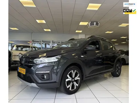 Dacia Sandero Stepway 1.0 TCe 100 Bi-Fuel Comfort/1e Eigenaar/NAP/Dealer onderhouden/Apple Carplay/C