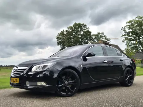Opel Insignia 2.0 T 4x4 OPC , incl nieuwe APK (bj 2010)