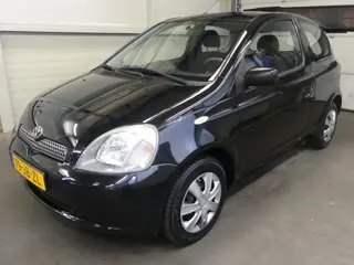 Toyota Yaris 1.3-16V VVT-i Luna - Mooie Auto - Weinig Km Nap