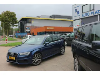 Foto 18 van Audi A3 Sportback 1.4 TFSI S-LINE / AUTOMAAT / PANO ! ! ! !