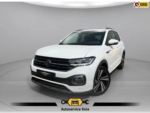 Volkswagen T-Cross 1.5 TSI DSG * R-Line * AUTOMAAT * Parkeercamera * Navigatiesysteem * Stoelverwarm