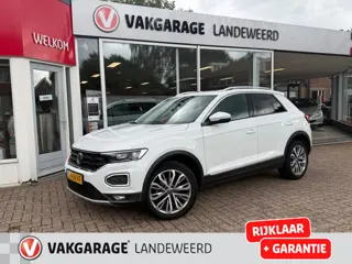 Volkswagen T-Roc 1.5 TSI ACT Sport, trekhaak, pano-dak, leder, Rijklaar!
