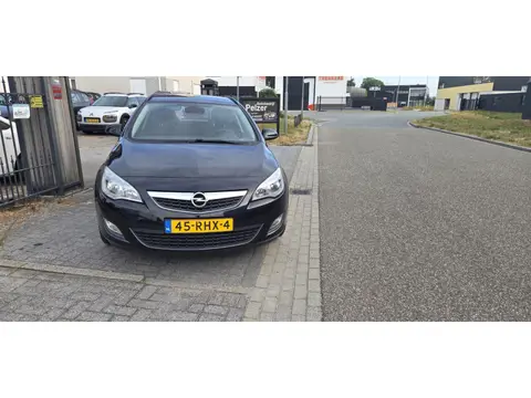 Opel Astra Sports Tourer 1.4 Edition