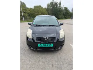Toyota Yaris 1.3 VVTi Sol