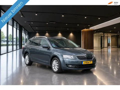 Skoda Octavia Combi 1.2 TSI GREENTECH STYLE / NW-DISTR + WP