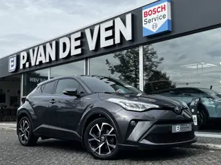 Toyota C-HR 1.8 Hybrid First Edition Automaat | Afn. trekhaak | Dodehoek | Camera | Carplay/Android 