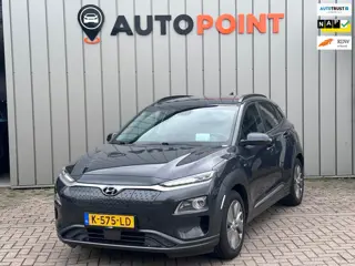 Hyundai Kona EV Premium 64 kWh SOH 100% TREKHAAK FASE 3 HEAD-UP LEER EL STOELEN