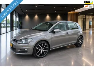 Volkswagen Golf 1.0 TSI BUSINESS EDITION CONNECTED LED