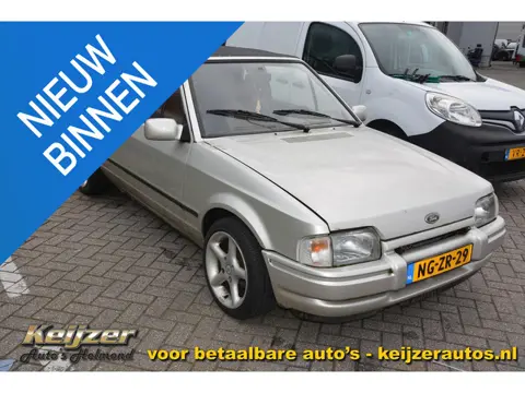Ford Escort Cabrio 1.6 Ghia