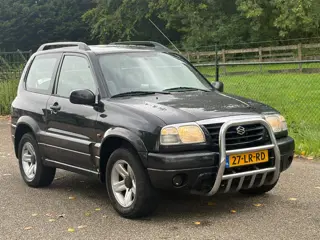 Suzuki Grand Vitara 2.0 Metal Top Wide Body