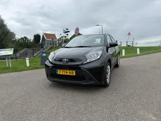 Toyota Aygo X 1.0 VVT-i MT Play bj2023/achteruitrijcamera/NAP/historie aanwezig