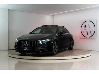 Mercedes-Benz A-Klasse 180 Business Solution AMG 136PK | A35 Optiek | Pano | Sfeer | LED | Carplay |