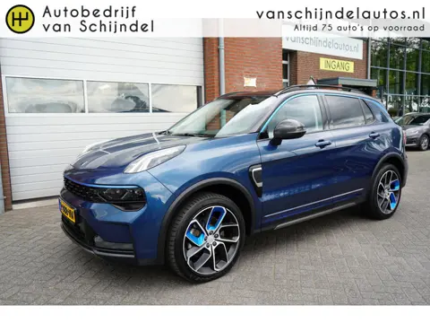 Lynk & Co 01 1.5 261PK! *NL AUTO* DEC 2022 DEALER ONDERHOUDEN 360CAMERA 6,6KWH LADER TREKHAAK PANORA