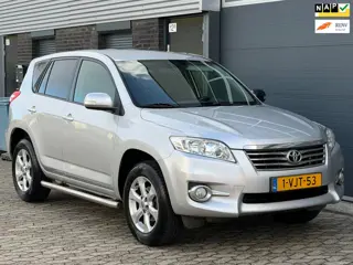 Toyota RAV4 2.2 D-4D GRIJS-KENTEKEN CLIMA TREKHAAK PDC CRUISE-CONTROL