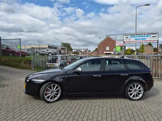 Alfa Romeo 159 Sportwagon 2.2 JTS TI
