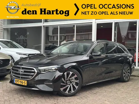Mercedes-Benz E-Klasse Estate 300 e Exclusive Line Wit leder/Panorama/Trekh/Burmester 4D .