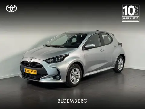 Toyota Yaris 1.5 Hybrid 115 Active | CarPlay | All Seasons | Nieuwe auto |