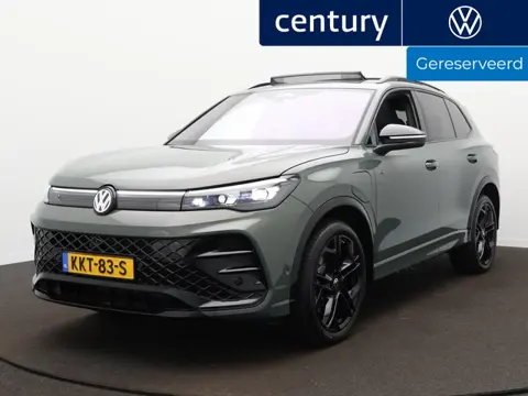 Volkswagen Tiguan 1.5 eHybrid R-Line Edition | Panodak | 360 Camera | Harman Kardon | Zwenk. Trekhaa