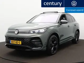 Volkswagen Tiguan 1.5 eHybrid R-Line Edition | Panodak | 360 Camera | Harman Kardon | Zwenk. Trekhaa