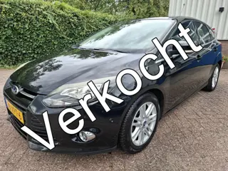 Ford Focus 1.0 EcoBoost Titanium CLIMAT/CRUISE/NAVI/PDC/TREKHAAK 100PK