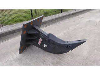 HYDRARAM ripper for excavator New 8 cm thick