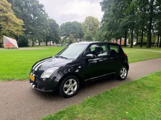 Suzuki Swift 1.5 Exclusive