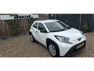 Toyota Aygo X 1.0 VVT-i MT Car-play (bj 2022)