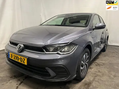 Volkswagen Polo 1.0 TSI Life - Linksvoor en achter schade, Rondom gebruikersschade, Airbag lamp bran