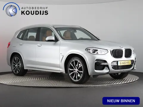 BMW X3 xDrive20i High Executive Edition (NL-Auto / Elek. trekhaak / Head up / H&K / Carplay)