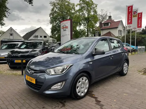 HYUNDAI I20 1.2I BUSINESS EDITION 5-DEURS / AIRCO / ELEK. RAMEN / RADIO-CD / LED / USB-AUX / METALLIC
