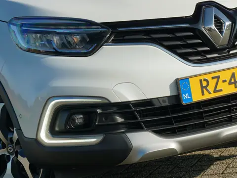 Renault Captur 0.9 TCe Intens - Blanc Glacier -