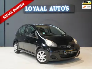 Toyota Aygo 1.0-12V Comfort Navigator | 1E EIGENAAR | NAP | AIRCO | APK