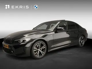 BMW 3 Serie Sedan 318i | M-Sportpakket | LED | Leder | Navigatie | Schuifdak | Sportstoelen | Stoelv