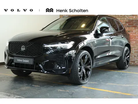 Volvo XC60 2.0 T6 Plug-in hybrid AWD Ultra Black Edition | Panoramadak | Trekhaak | Luchtvering | Ve
