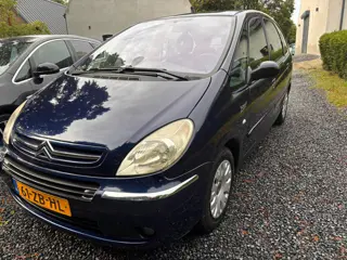 Citroen Xsara Picasso 1.6i-16V Image KM 96829 MET NAP
