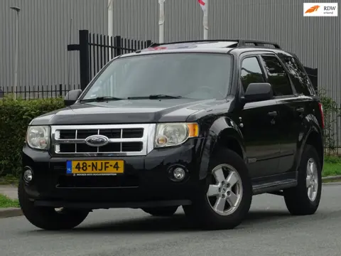 Ford USA Escape 3.0 AUTOMAAT LEER/AIRCO/CRUISE/OPENDAK/APK
