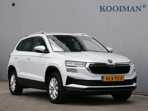 Škoda Karoq 1.5 TSI ACT Business Edition 150 Pk Automaat Apple Carplay / Camera / Adaptive cruise / 