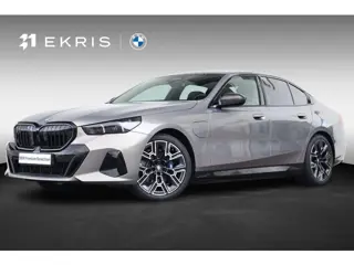 BMW 5-serie 530e | Sport Pakket Pro | Adaptief Onderstel Professional | Panorama Dak | Driving Assis