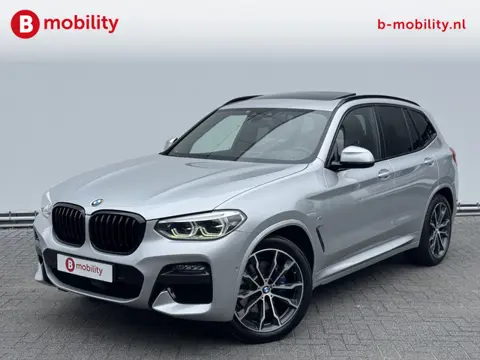 BMW X3 xDrive30i High Executive M-Sport Trekhaak 2400kg | Adaptive Cruise Control | Panoramadak | He