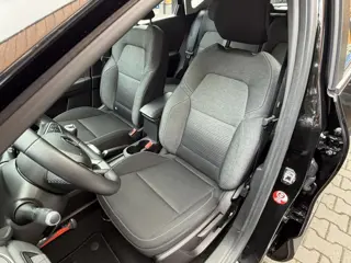 Foto 15 van Renault Captur 1.0 TCe 90 Zen Camera, Carplay Navigatie, Garantie