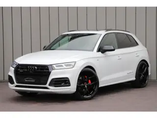 Audi Q5 55 TFSI e quattro Competition | 367PK | Luchtvering | Keyless-go | Pano | Sfeerverlichting |