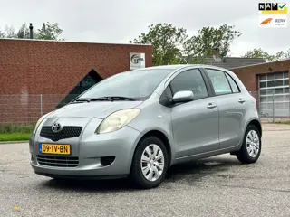 Toyota Yaris 1.3 VVTi Sol 1e Eigenaar*5DR*Airco*Trekhaak*NAP*Nette auto*