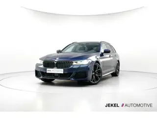 BMW 5-serie Touring 540d xDrive M-Sport Stoelventilatie, Panoramadak, H/K Geluidsinstallatie, Active